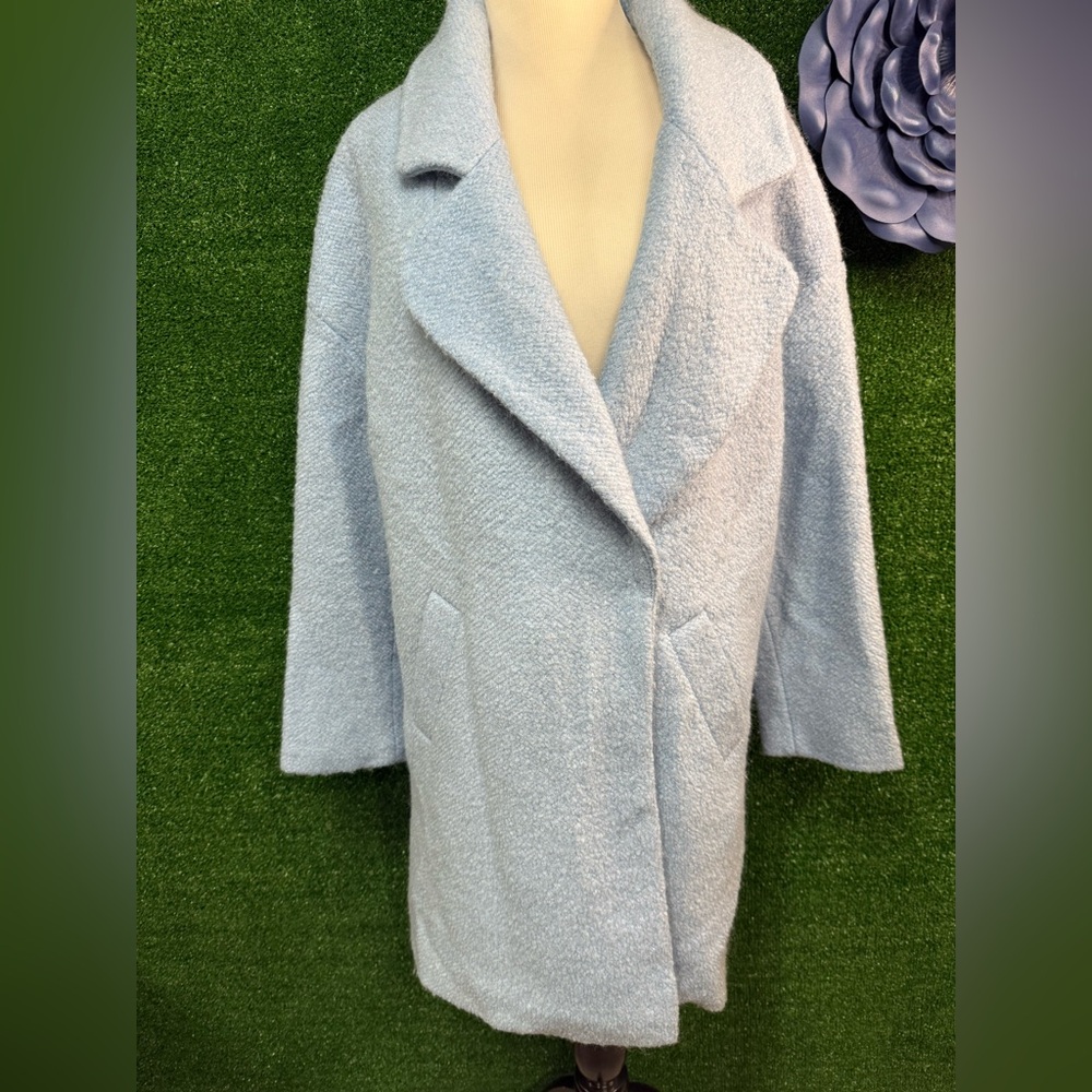 Forever 21 baby blue fuzzy coat size large
